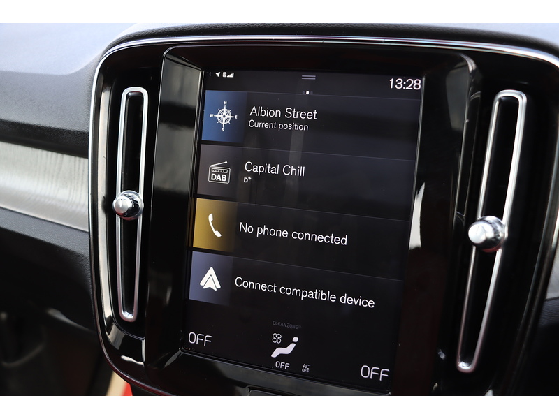 Volvo 2.0 B4 MHEV Inscription SUV 5dr Petrol Hybrid Auto Euro 6 (s/s) (197 ps) 72-74 Mitcham Road