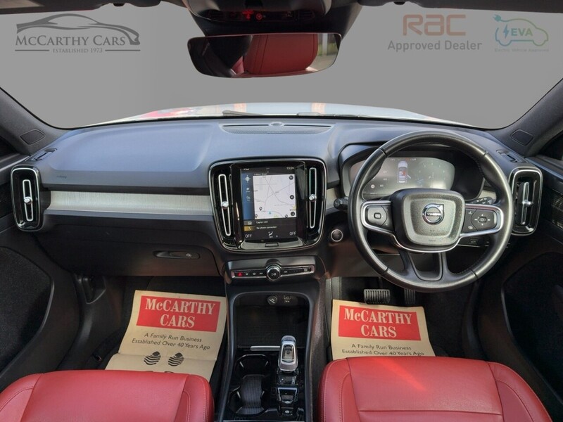 Volvo 2.0 B4 MHEV Inscription SUV 5dr Petrol Hybrid Auto Euro 6 (s/s) (197 ps) 72-74 Mitcham Road