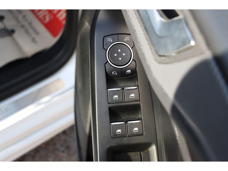 Ford 1.0T ECOBOOST ST-LINE X ESTATE 5DR PETROL AUTO HEATED SEATS SAT NAV BLUETOOTH DAB STEREO AIR CON PARKING AIDS ONLY 64000 MILES SH NO ULEZ CHARGE 72-74 Mitcham Road