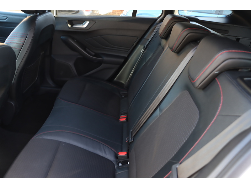 Ford 1.0T ECOBOOST ST-LINE X ESTATE 5DR PETROL AUTO HEATED SEATS SAT NAV BLUETOOTH DAB STEREO AIR CON PARKING AIDS ONLY 64000 MILES SH NO ULEZ CHARGE 72-74 Mitcham Road