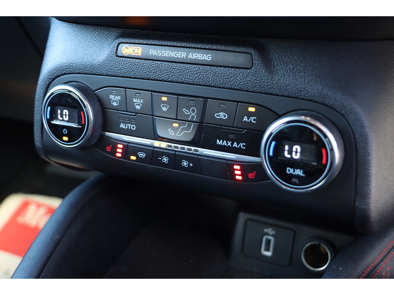 Ford 1.0T ECOBOOST ST-LINE X ESTATE 5DR PETROL AUTO HEATED SEATS SAT NAV BLUETOOTH DAB STEREO AIR CON PARKING AIDS ONLY 64000 MILES SH NO ULEZ CHARGE 72-74 Mitcham Road