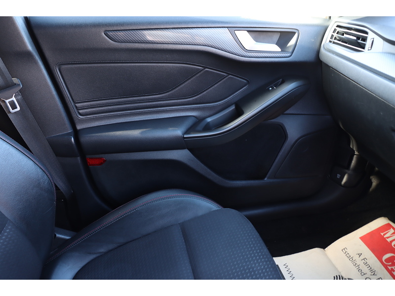 Ford 1.0T ECOBOOST ST-LINE X ESTATE 5DR PETROL AUTO HEATED SEATS SAT NAV BLUETOOTH DAB STEREO AIR CON PARKING AIDS ONLY 64000 MILES SH NO ULEZ CHARGE 72-74 Mitcham Road