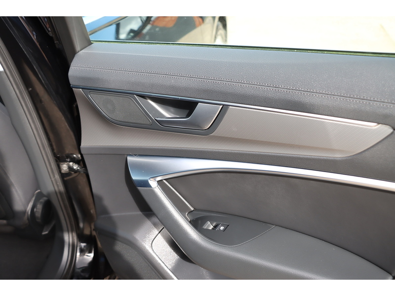 Audi 2.0 TFSI 45 SPORT SALOON 4DR PETROL S TRONIC QUATTRO AUTO HEATED SEATS SAT NAV BLUETOOTH APPLE CARPLAY REAR CAM PARKING AIDS 2 OWNERS 35000 MILES FSH 72-74 Mitcham Road