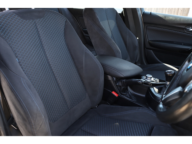 BMW 118I 1.5 M SPORT HATCHBACK 5DR PETROL MANUAL SAT NAV BLUETOOTH DAB STEREO APPLE CARPLAY SAME OWNER FOR LAST 6 YEARS ONLY 61000 MILES SH NO ULEZ CHARGE 72-74 Mitcham Road