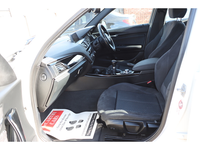 BMW 118I 1.5 M SPORT HATCHBACK 5DR PETROL MANUAL SAT NAV BLUETOOTH DAB STEREO APPLE CARPLAY SAME OWNER FOR LAST 6 YEARS ONLY 61000 MILES SH NO ULEZ CHARGE 72-74 Mitcham Road