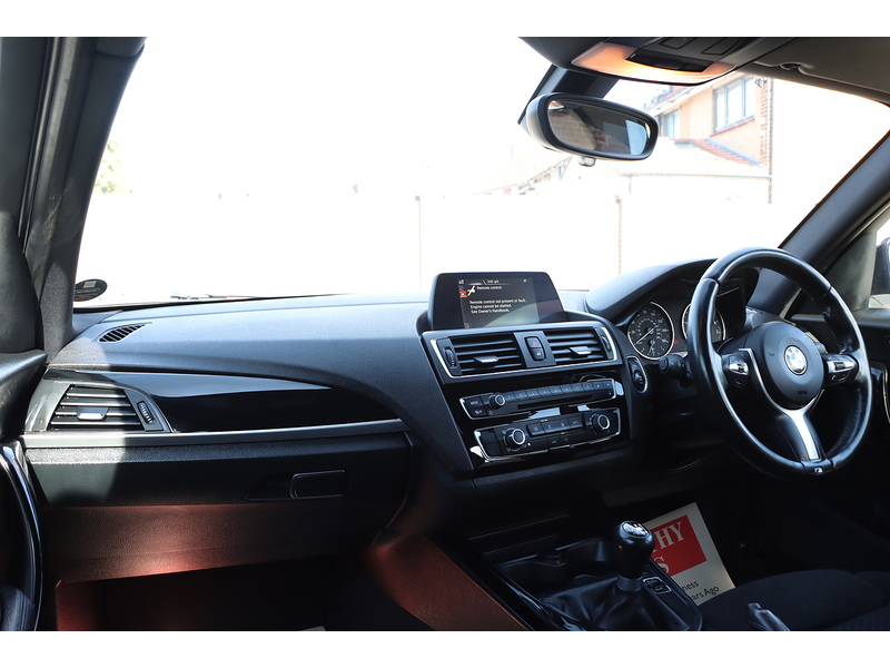 BMW 118I 1.5 M SPORT HATCHBACK 5DR PETROL MANUAL SAT NAV BLUETOOTH DAB STEREO APPLE CARPLAY SAME OWNER FOR LAST 6 YEARS ONLY 61000 MILES SH NO ULEZ CHARGE 72-74 Mitcham Road