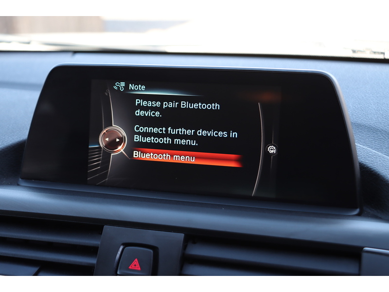 BMW 118I 1.5 M SPORT HATCHBACK 5DR PETROL MANUAL SAT NAV BLUETOOTH DAB STEREO APPLE CARPLAY SAME OWNER FOR LAST 6 YEARS ONLY 61000 MILES SH NO ULEZ CHARGE 72-74 Mitcham Road