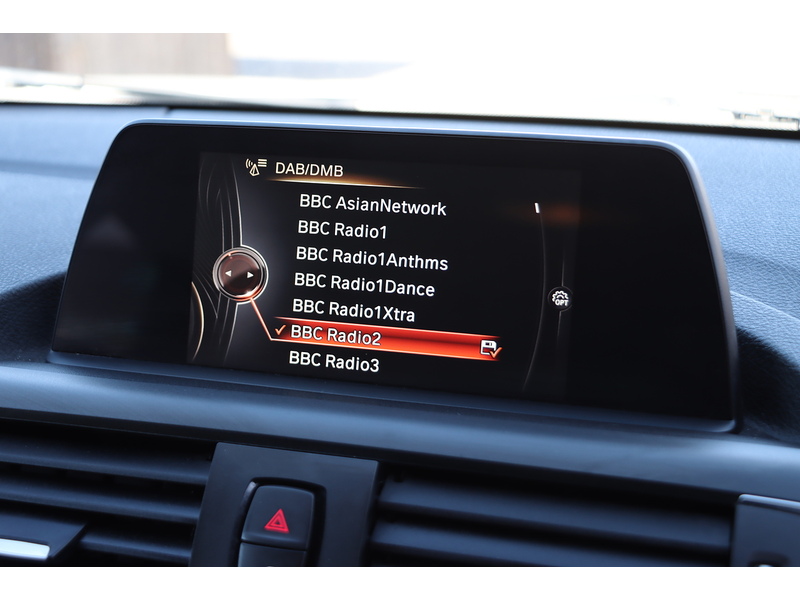 BMW 118I 1.5 M SPORT HATCHBACK 5DR PETROL MANUAL SAT NAV BLUETOOTH DAB STEREO APPLE CARPLAY SAME OWNER FOR LAST 6 YEARS ONLY 61000 MILES SH NO ULEZ CHARGE 72-74 Mitcham Road