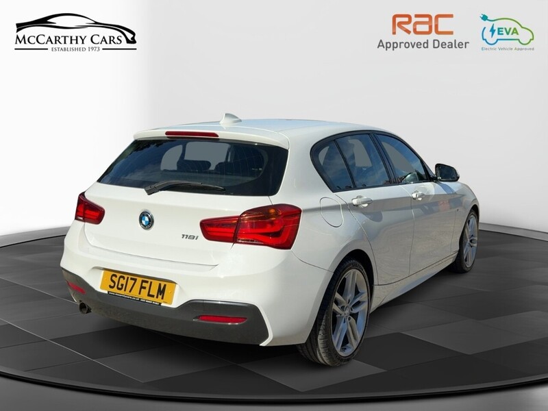 BMW 118I 1.5 M SPORT HATCHBACK 5DR PETROL MANUAL SAT NAV BLUETOOTH DAB STEREO APPLE CARPLAY SAME OWNER FOR LAST 6 YEARS ONLY 61000 MILES SH NO ULEZ CHARGE 72-74 Mitcham Road