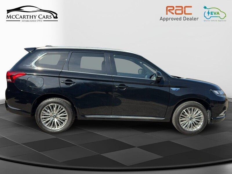 Mitsubishi 2.4H TWINMOTOR 13.8KWH EXCEED SUV 5DR PETROL PLUG-IN HYBRID CVT 4WD AUTO HEATED SEATS SAT NAV BLUETOOTH APPLE CARPLAY REAR CAM 2 OWNERS 42000 MILES SH 72-74 Mitcham Road