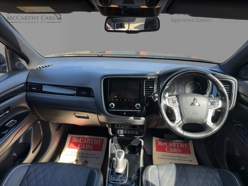 Mitsubishi 2.4H TWINMOTOR 13.8KWH EXCEED SUV 5DR PETROL PLUG-IN HYBRID CVT 4WD AUTO HEATED SEATS SAT NAV BLUETOOTH APPLE CARPLAY REAR CAM 2 OWNERS 42000 MILES SH 72-74 Mitcham Road