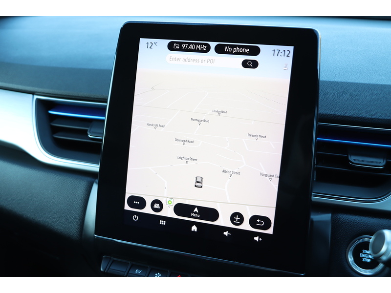 Renault 1.6 E-TECH 9.8KWH LAUNCH EDITION SUV 5DR PETROL PLUG-IN HYBRID AUTO SATNAV BLUETOOTH DAB STEREO APPLE CARPLAY PARKING AIDS JUST 1 OWNER FSH 5 SERVICES 72-74 Mitcham Road