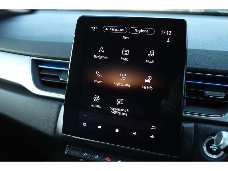 Renault 1.6 E-TECH 9.8KWH LAUNCH EDITION SUV 5DR PETROL PLUG-IN HYBRID AUTO SATNAV BLUETOOTH DAB STEREO APPLE CARPLAY PARKING AIDS JUST 1 OWNER FSH 5 SERVICES 72-74 Mitcham Road
