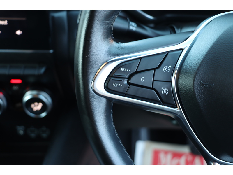 Renault 1.6 E-TECH 9.8KWH LAUNCH EDITION SUV 5DR PETROL PLUG-IN HYBRID AUTO SATNAV BLUETOOTH DAB STEREO APPLE CARPLAY PARKING AIDS JUST 1 OWNER FSH 5 SERVICES 72-74 Mitcham Road