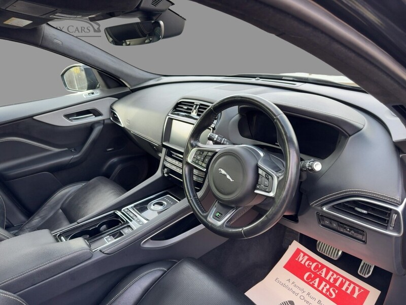 Jaguar 2.0 P300 R-SPORT SUV 5DR PETROL AWD AUTO SUNROOF HEATED SEATS SAT NAV BLUETOOTH DAB STEREO REAR CAMERA PARKING AIDS ONLY 59000 MILES FSH 6 SERVICES 72-74 Mitcham Road