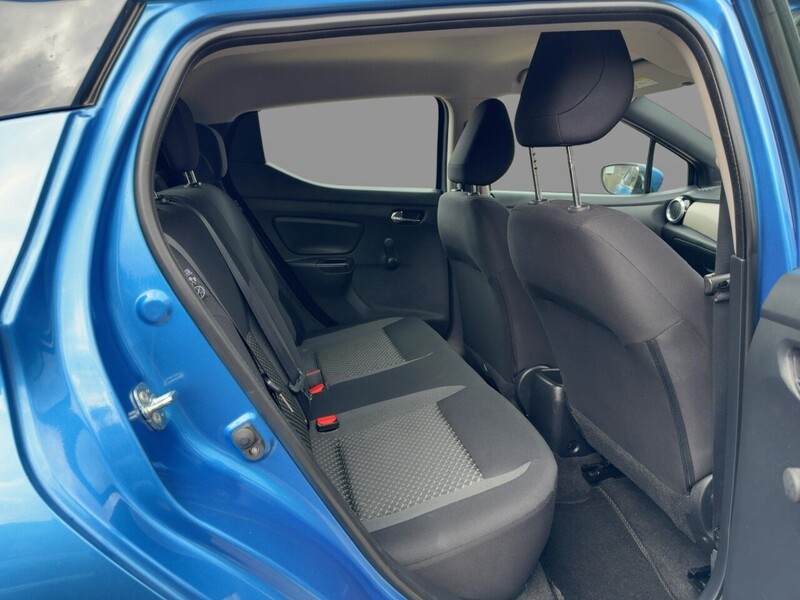 Nissan 1.0 IG ACENTA HATCHBACK 5DR PETROL MANUAL SATNAV BLUETOOTH DAB STEREO APPLE CARPLAY AIR CON PARKING AIDS JUST 2 OWNERS ONLY 52000 MILES FSH 6 SERVICES 72-74 Mitcham Road