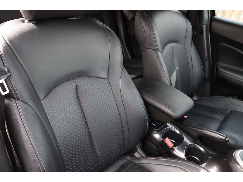 Nissan 1.6 TEKNA SUV 5DR PETROL XTRON AUTO HEATED SEATS SAT NAV BLUETOOTH DAB STEREO REAR & 360 CAMERA JUST 2 OWNERS ONLY 29000 MILES FSH NO ULEZ CHARGE 72-74 Mitcham Road