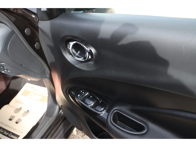 Nissan 1.6 TEKNA SUV 5DR PETROL XTRON AUTO HEATED SEATS SAT NAV BLUETOOTH DAB STEREO REAR & 360 CAMERA JUST 2 OWNERS ONLY 29000 MILES FSH NO ULEZ CHARGE 72-74 Mitcham Road