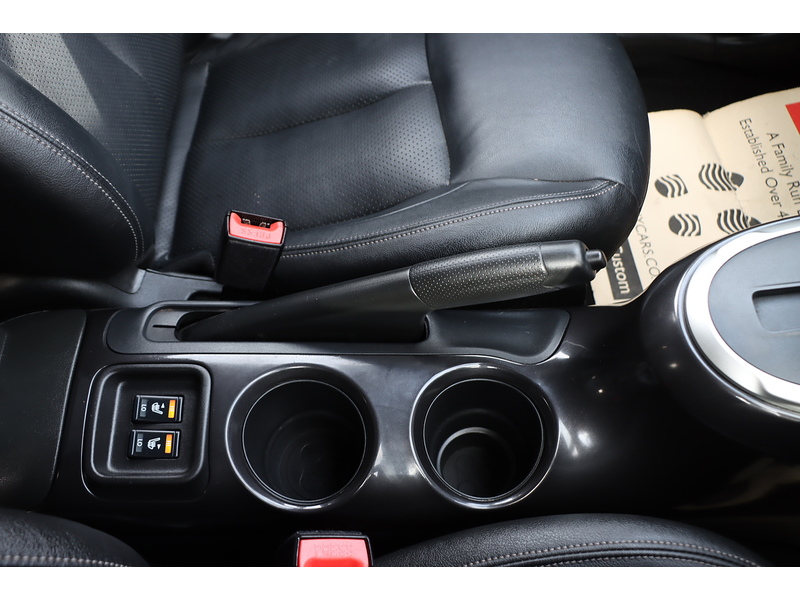 Nissan 1.6 TEKNA SUV 5DR PETROL XTRON AUTO HEATED SEATS SAT NAV BLUETOOTH DAB STEREO REAR & 360 CAMERA JUST 2 OWNERS ONLY 29000 MILES FSH NO ULEZ CHARGE 72-74 Mitcham Road