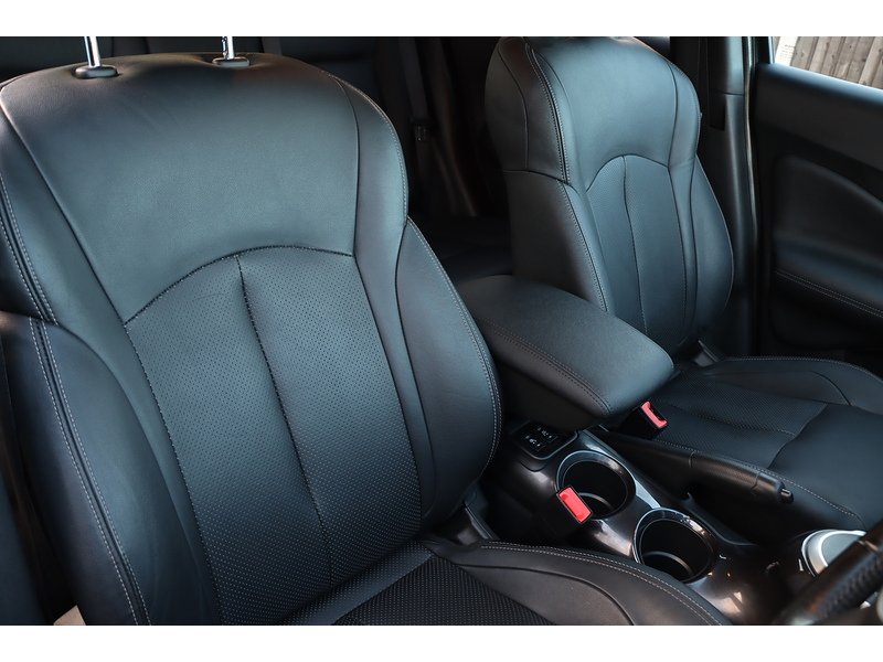 Nissan 1.6 TEKNA SUV 5DR PETROL XTRON AUTO LEATHER HEATED SEATS SAT NAV BLUETOOTH DAB STEREO REAR & 360 CAMERA JUST 18000 MILES FSH 7 SERVICES NO ULEZ CHARGE 72-74 Mitcham Road