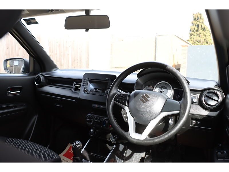 Suzuki 1.2 DUALJET MHEV SZ3 HATCHBACK 5DR PETROL HYBRID MANUAL BLUETOOTH DAB STEREO CD PLAYER USB INPUT 1 OWNER FROM NEW ONLY 19000 MILES SH NO ULEZ CHARGE 72-74 Mitcham Road