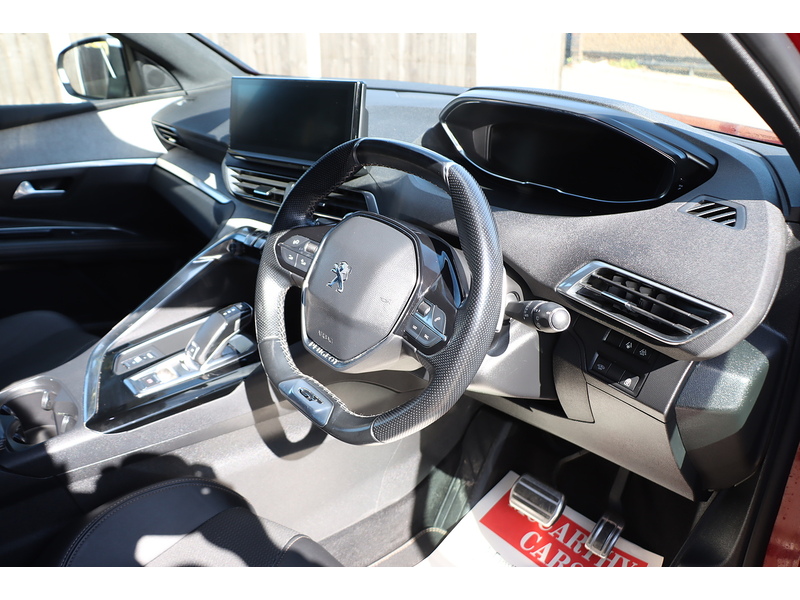 Peugeot 1.2 PURETECH GT SUV 5DR PETROL EAT AUTO 7 SEATER SAT NAV BLUETOOTH DAB STEREO APPLE CARPLAY REAR CAMERA PARKING AIDS JUST 1 OWNER ONLY 50000 MILES SH 72-74 Mitcham Road