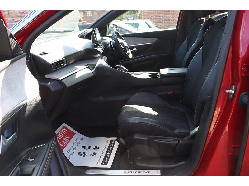 Peugeot 1.2 PURETECH GT SUV 5DR PETROL EAT AUTO 7 SEATER SAT NAV BLUETOOTH DAB STEREO APPLE CARPLAY REAR CAMERA PARKING AIDS JUST 1 OWNER ONLY 50000 MILES SH 72-74 Mitcham Road