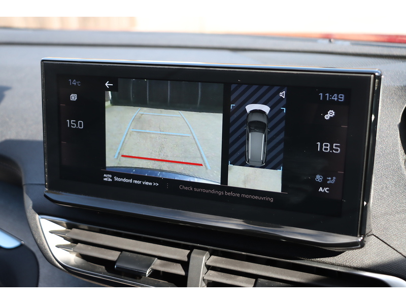 Peugeot 1.2 PURETECH GT SUV 5DR PETROL EAT AUTO 7 SEATER SAT NAV BLUETOOTH DAB STEREO APPLE CARPLAY REAR CAMERA PARKING AIDS JUST 1 OWNER ONLY 50000 MILES SH 72-74 Mitcham Road