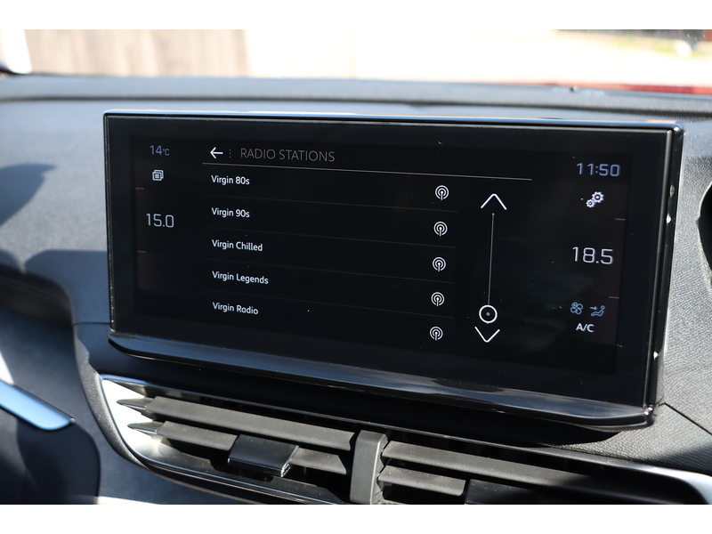 Peugeot 1.2 PURETECH GT SUV 5DR PETROL EAT AUTO 7 SEATER SAT NAV BLUETOOTH DAB STEREO APPLE CARPLAY REAR CAMERA PARKING AIDS JUST 1 OWNER ONLY 50000 MILES SH 72-74 Mitcham Road