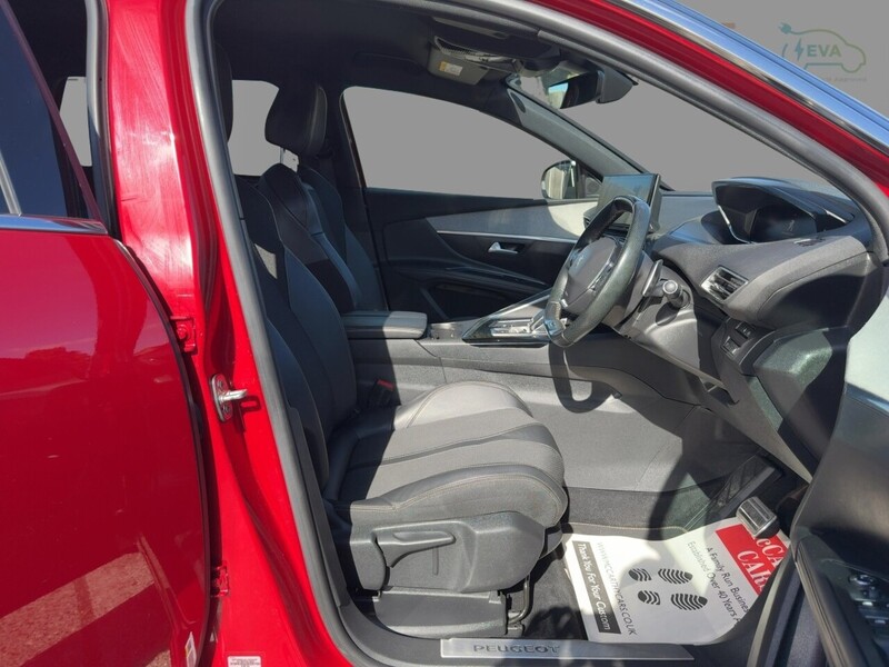 Peugeot 1.2 PURETECH GT SUV 5DR PETROL EAT AUTO 7 SEATER SAT NAV BLUETOOTH DAB STEREO APPLE CARPLAY REAR CAMERA PARKING AIDS JUST 1 OWNER ONLY 50000 MILES SH 72-74 Mitcham Road