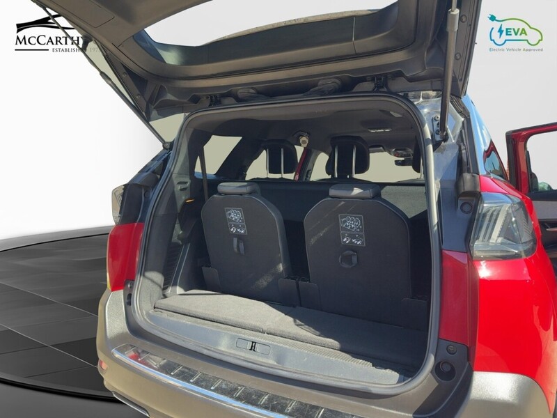 Peugeot 1.2 PURETECH GT SUV 5DR PETROL EAT AUTO 7 SEATER SAT NAV BLUETOOTH DAB STEREO APPLE CARPLAY REAR CAMERA PARKING AIDS JUST 1 OWNER ONLY 50000 MILES SH 72-74 Mitcham Road