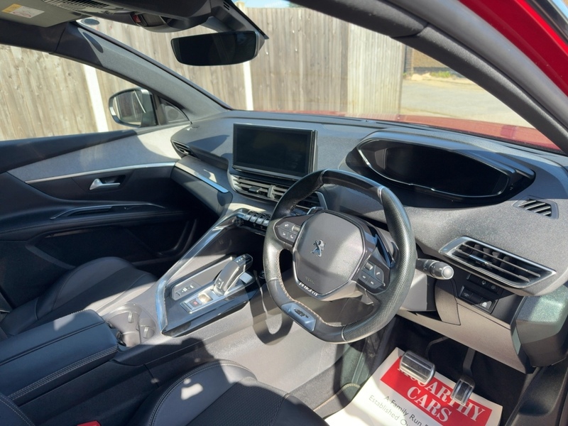 Peugeot 1.2 PURETECH GT SUV 5DR PETROL EAT AUTO 7 SEATER SAT NAV BLUETOOTH DAB STEREO APPLE CARPLAY REAR CAMERA PARKING AIDS JUST 1 OWNER ONLY 50000 MILES SH 72-74 Mitcham Road