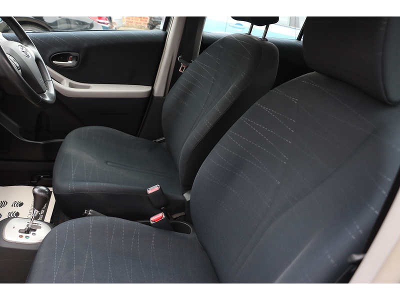 Toyota 1.3 TR HATCHBACK 5DR PETROL MULTIMODE AUTO STEREO CD PLAYER AIR CONDITIONING JUST 2 OWNERS SAME OWNER FOR 8 YEARS ONLY 94000 MILES SH NO ULEZ CHARGE 72-74 Mitcham Road