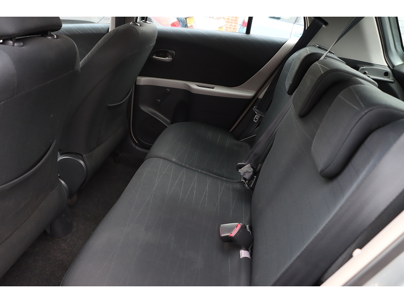 Toyota 1.3 TR HATCHBACK 5DR PETROL MULTIMODE AUTO STEREO CD PLAYER AIR CONDITIONING JUST 2 OWNERS SAME OWNER FOR 8 YEARS ONLY 94000 MILES SH NO ULEZ CHARGE 72-74 Mitcham Road