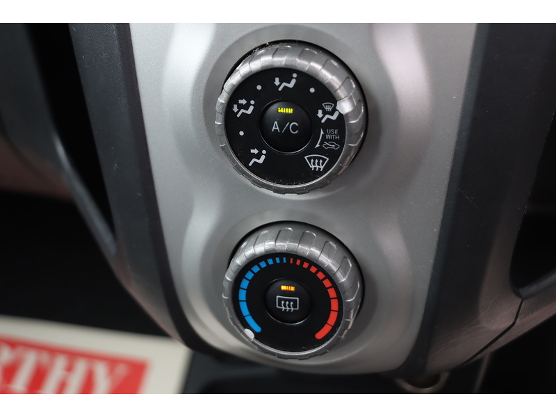 Toyota 1.3 TR HATCHBACK 5DR PETROL MULTIMODE AUTO STEREO CD PLAYER AIR CONDITIONING JUST 2 OWNERS SAME OWNER FOR 8 YEARS ONLY 94000 MILES SH NO ULEZ CHARGE 72-74 Mitcham Road