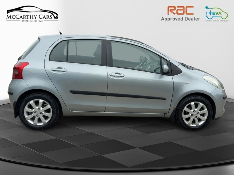 Toyota 1.3 TR HATCHBACK 5DR PETROL MULTIMODE AUTO STEREO CD PLAYER AIR CONDITIONING JUST 2 OWNERS SAME OWNER FOR 8 YEARS ONLY 94000 MILES SH NO ULEZ CHARGE 72-74 Mitcham Road