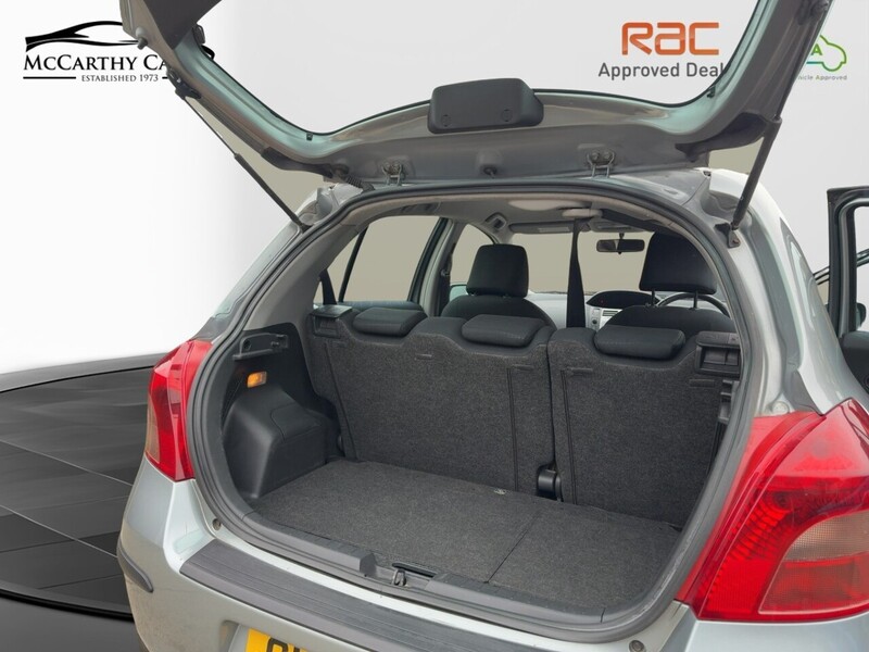 Toyota 1.3 TR HATCHBACK 5DR PETROL MULTIMODE AUTO STEREO CD PLAYER AIR CONDITIONING JUST 2 OWNERS SAME OWNER FOR 8 YEARS ONLY 94000 MILES SH NO ULEZ CHARGE 72-74 Mitcham Road