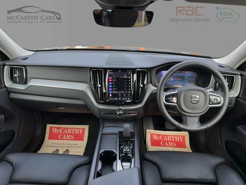 Volvo 2.0 B5 MHEV PLUS SUV 5DR PETROL HYBRID AWD AUTO HEATED SEATS SAT NAV BLUETOOTH APPLE CARPLAY REAR & 360 CAM PARKING AIDS JUST 1 OWNER 14000 MILES FSH 72-74 Mitcham Road