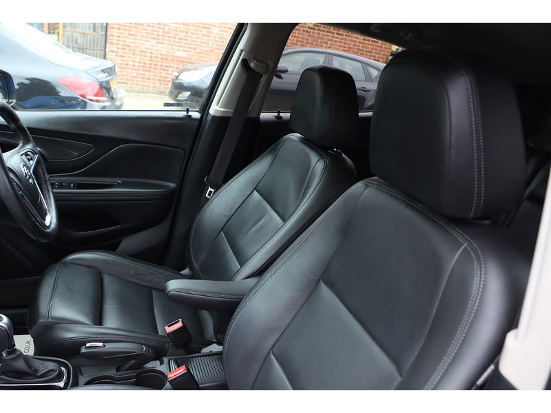 Vauxhall 1.4I TURBO ELITE SUV 5DR PETROL AUTO HEATED SEATS SATNAV BLUETOOTH DAB STEREO APPLE CARPLAY PARKING AIDS JUST 2 OWNERS ONLY 48000 MILES FSH 8 SERVICES 72-74 Mitcham Road