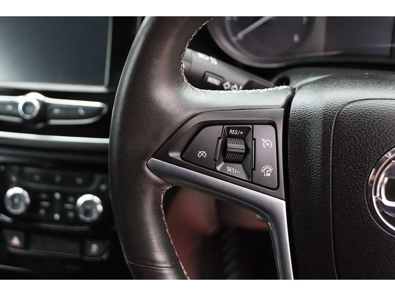 Vauxhall 1.4I TURBO ELITE SUV 5DR PETROL AUTO HEATED SEATS SATNAV BLUETOOTH DAB STEREO APPLE CARPLAY PARKING AIDS JUST 2 OWNERS ONLY 48000 MILES FSH 8 SERVICES 72-74 Mitcham Road