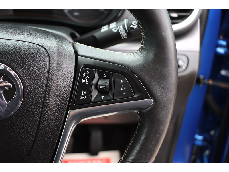 Vauxhall 1.4I TURBO ELITE SUV 5DR PETROL AUTO HEATED SEATS SATNAV BLUETOOTH DAB STEREO APPLE CARPLAY PARKING AIDS JUST 2 OWNERS ONLY 48000 MILES FSH 8 SERVICES 72-74 Mitcham Road