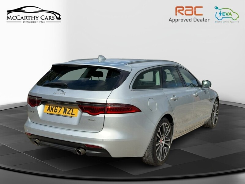 Jaguar 2.0I PORTFOLIO SPORTBRAKE 5DR PETROL AUTO HEATED SEATS SAT NAV BLUETOOTH DAB STEREO REAR CAMERA PARKING AIDS JUST 1 OWNER FROM NEW ONLY 62000 MILES SH 72-74 Mitcham Road
