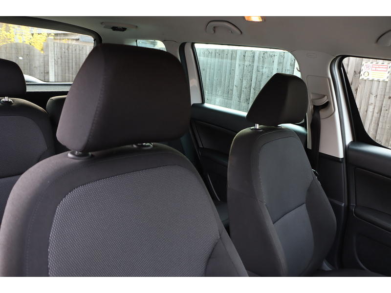 Skoda 1.2 TSI SE OUTDOOR 5DR PETROL DSG AUTO BLUETOOTH WITH MUSIC STREAMING STEREO PARKING AIDS JUST 2 OWNERS ONLY 78000 MILES FSH 7 SERVICES NO ULEZ CHARGE 72-74 Mitcham Road