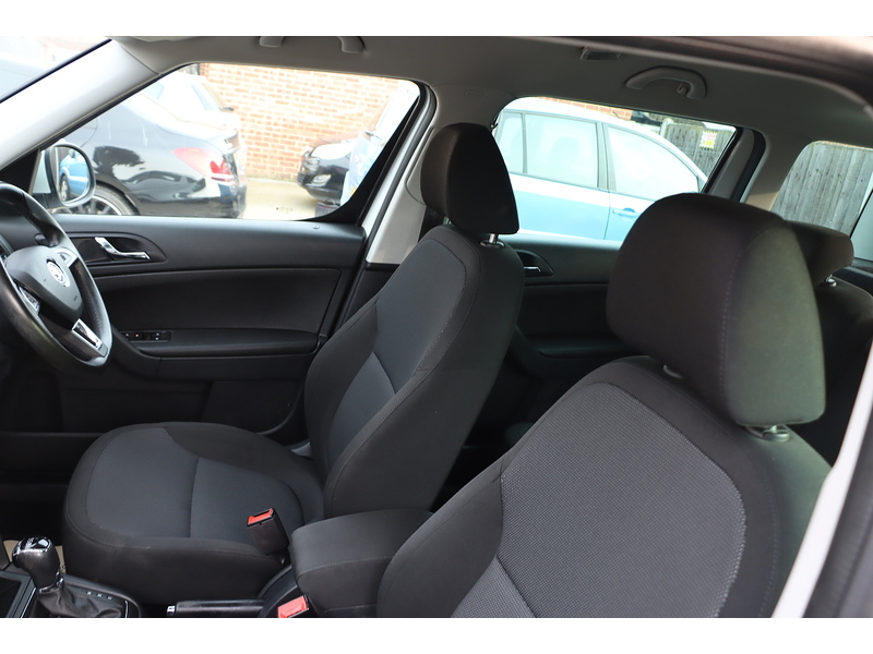 Skoda 1.2 TSI SE OUTDOOR 5DR PETROL DSG AUTO BLUETOOTH WITH MUSIC STREAMING STEREO PARKING AIDS JUST 2 OWNERS ONLY 78000 MILES FSH 7 SERVICES NO ULEZ CHARGE 72-74 Mitcham Road