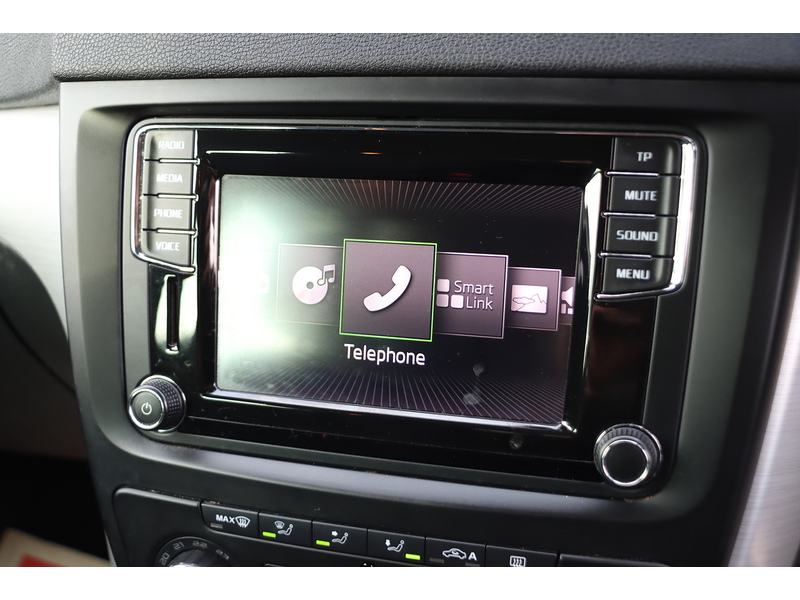 Skoda 1.2 TSI SE OUTDOOR 5DR PETROL DSG AUTO BLUETOOTH WITH MUSIC STREAMING STEREO PARKING AIDS JUST 2 OWNERS ONLY 78000 MILES FSH 7 SERVICES NO ULEZ CHARGE 72-74 Mitcham Road