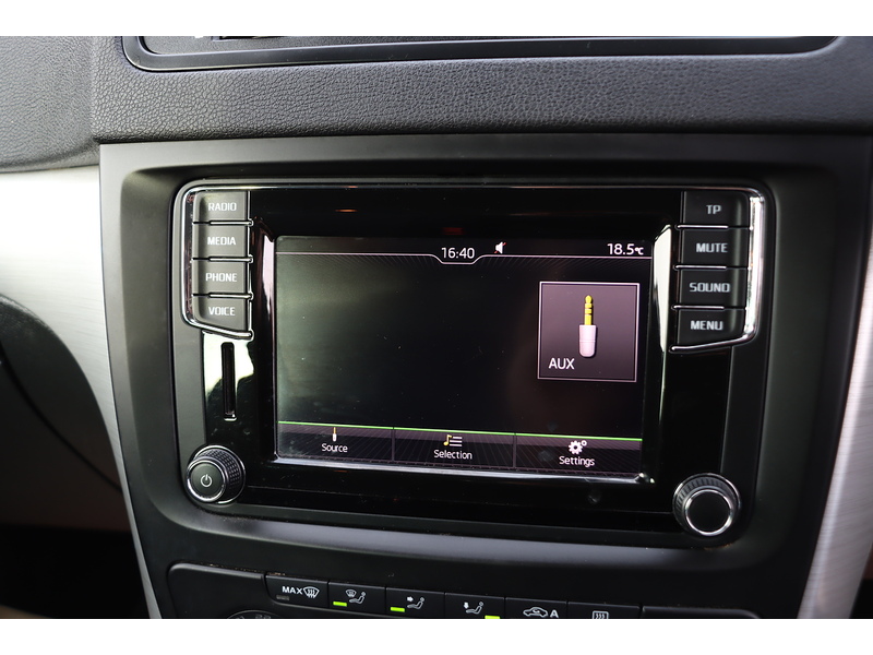 Skoda 1.2 TSI SE OUTDOOR 5DR PETROL DSG AUTO BLUETOOTH WITH MUSIC STREAMING STEREO PARKING AIDS JUST 2 OWNERS ONLY 78000 MILES FSH 7 SERVICES NO ULEZ CHARGE 72-74 Mitcham Road