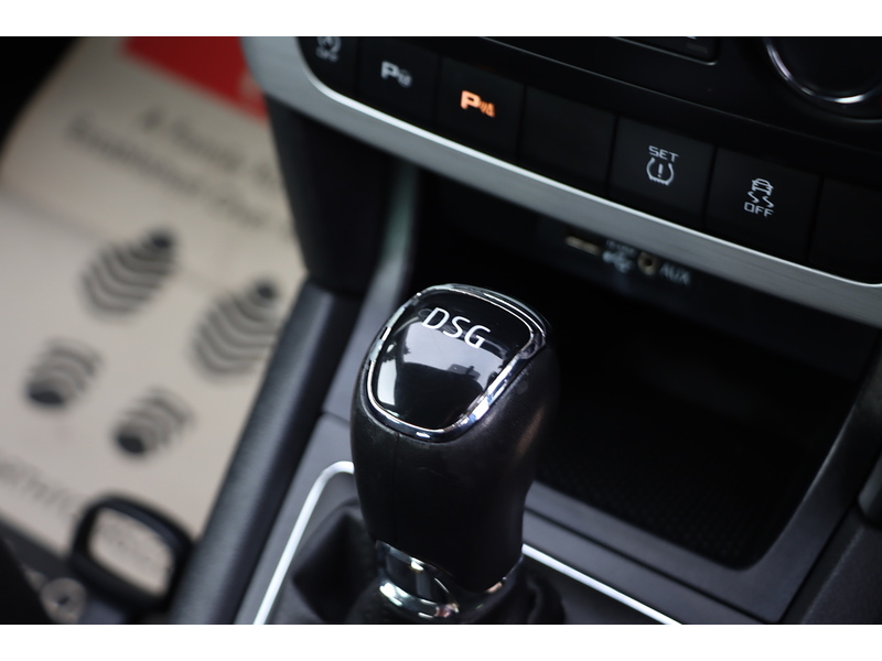 Skoda 1.2 TSI SE OUTDOOR 5DR PETROL DSG AUTO BLUETOOTH WITH MUSIC STREAMING STEREO PARKING AIDS JUST 2 OWNERS ONLY 78000 MILES FSH 7 SERVICES NO ULEZ CHARGE 72-74 Mitcham Road