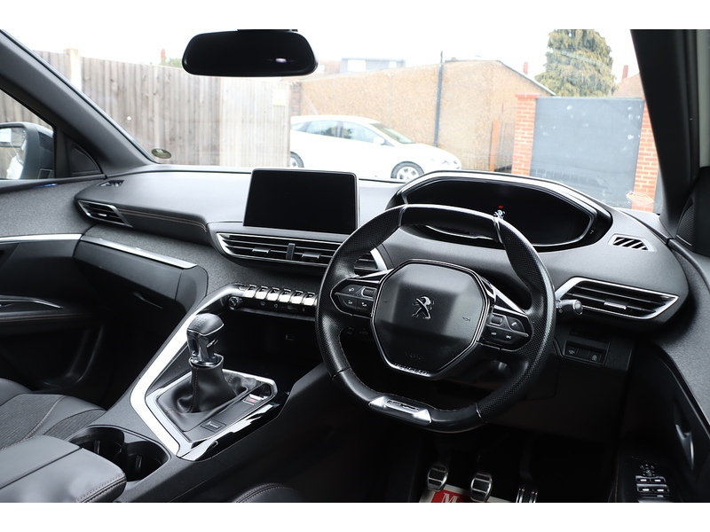Peugeot 1.2 PURETECH GT LINE SUV 5DR PETROL MANUAL SATNAV BLUETOOTH DAB RADIO APPLE CARPLAY REAR CAMERA PARKING AIDS 64000 MILES FSH 8 SERVICES NO ULEZ CHARGE 72-74 Mitcham Road