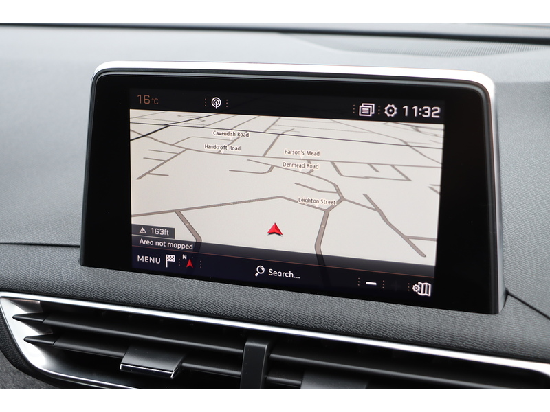 Peugeot 1.2 PURETECH GT LINE SUV 5DR PETROL MANUAL SATNAV BLUETOOTH DAB RADIO APPLE CARPLAY REAR CAMERA PARKING AIDS 64000 MILES FSH 8 SERVICES NO ULEZ CHARGE 72-74 Mitcham Road
