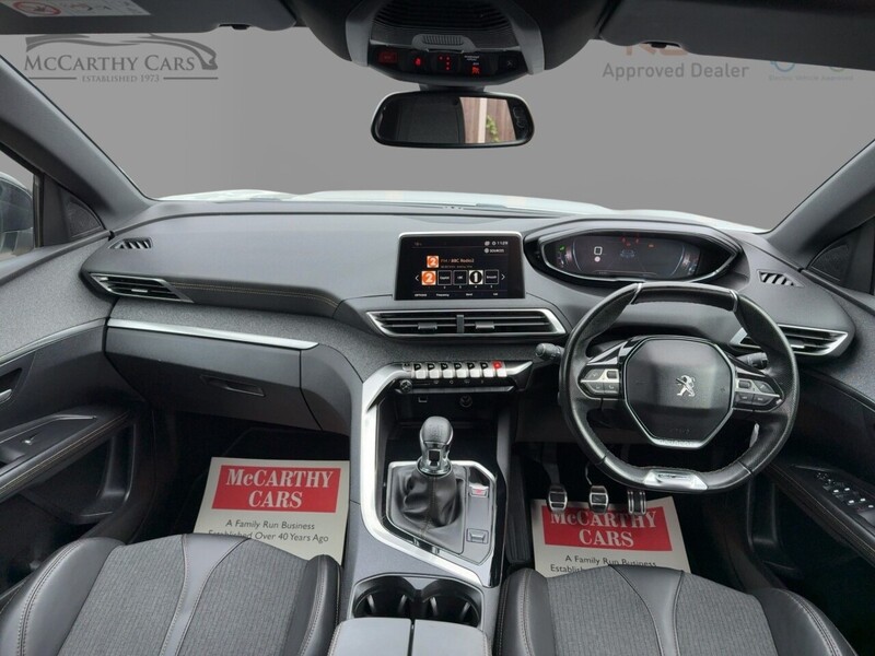 Peugeot 1.2 PURETECH GT LINE SUV 5DR PETROL MANUAL SATNAV BLUETOOTH DAB RADIO APPLE CARPLAY REAR CAMERA PARKING AIDS 64000 MILES FSH 8 SERVICES NO ULEZ CHARGE 72-74 Mitcham Road